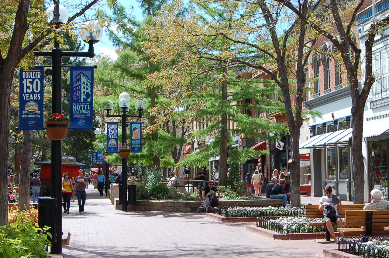 A view of Pearl Street Mall